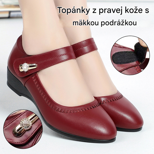 🏆👡【Veľkosti 35-41】Mäkké kožené topánky s mäkkou podrážkou a protišmykovým klinovým podpätkom pre mamičky