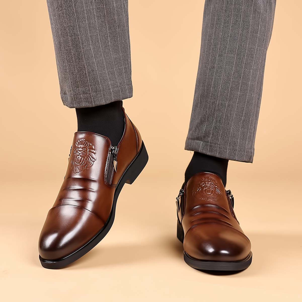 💥👞【Oferta especial por tiempo limitado 50%】Zapatos de cuero elegantes y modernos para hombre