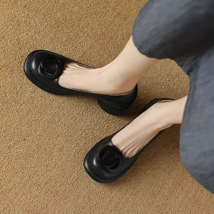 🔥【Ograniczona oferta 50%】👠【35-40】Nowe wygodne skórzane buty 2026 👠 Retro obcas 5 cm 🌟 Eleganckie i uniwersalne-4253216