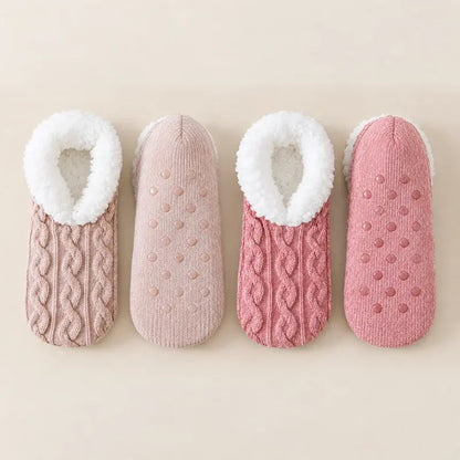 🧦 2 páry: Mäkké domáce ponožky s protišmykovou silikónovou podrážkou a pružným úpletom – doprajte si maximálne pohodlie a teplo!