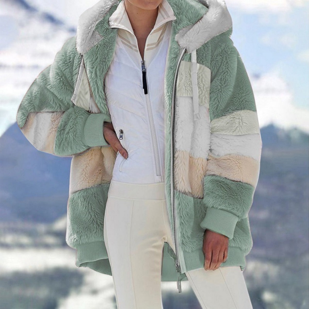 ✨【Sezónna akcia -50%】Široká plyšová bunda s kapucňou a vreckami na zips
